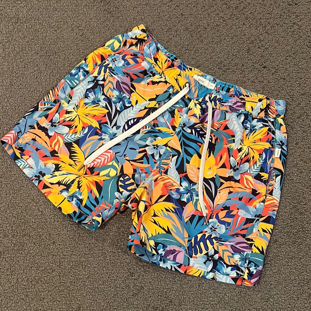 🔷 Charles 5” Swim Trunks